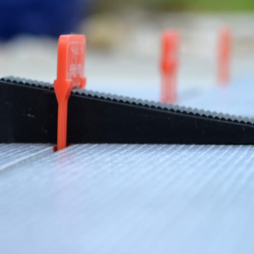 GLM-WG - Universal Leveling Wedge